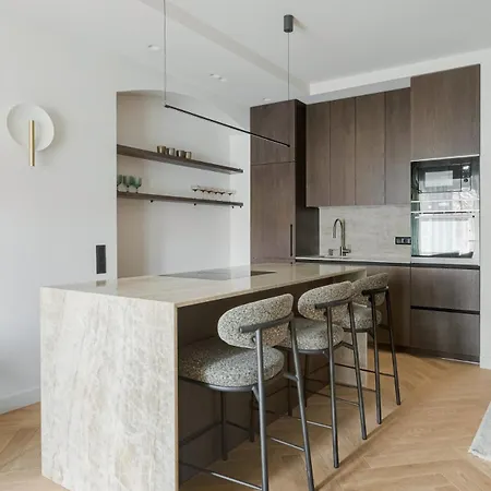 Luxury Courtyard Old-town Вильнюс