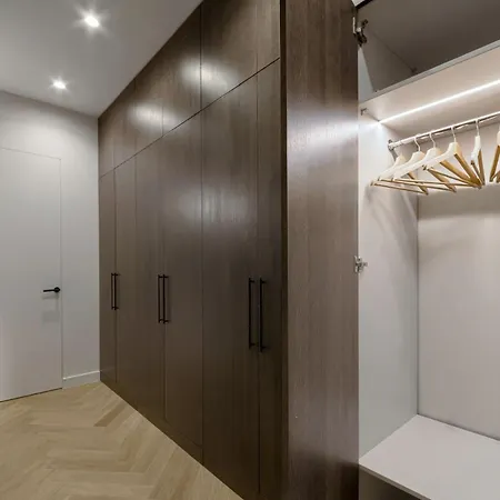 Luxury Courtyard Old-town