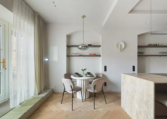 Luxury Courtyard Old-town Apartman Vilnius