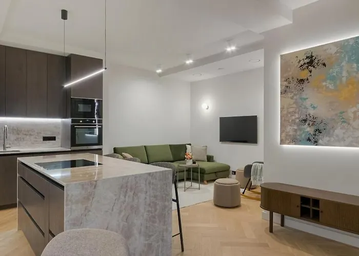 Luxury Courtyard Old-town Вильнюс