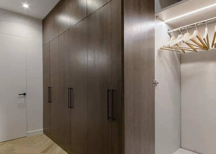 Luxury Courtyard Old-town