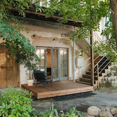 Luxury Courtyard Old-town